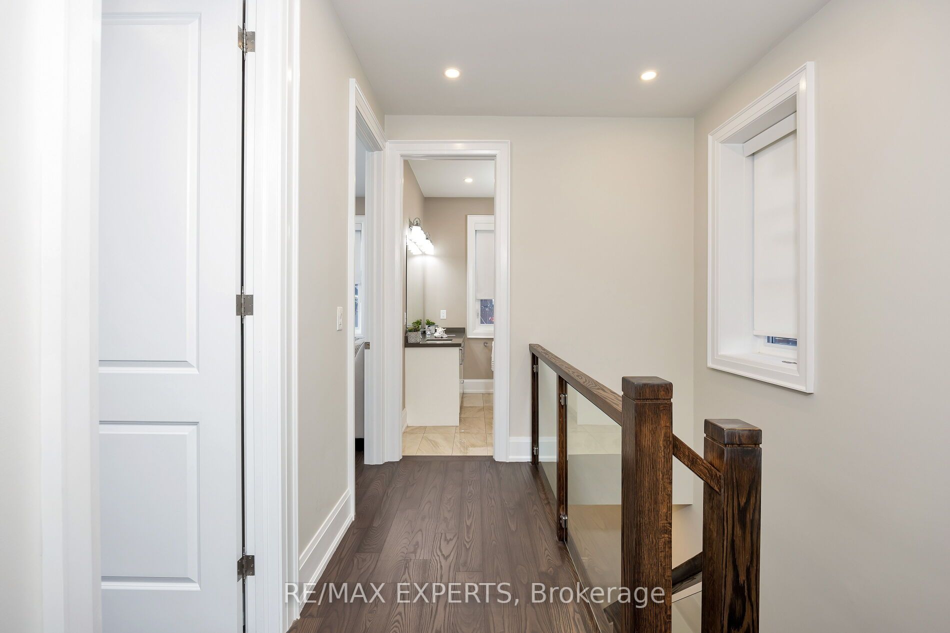 5 Dartmouth Cres