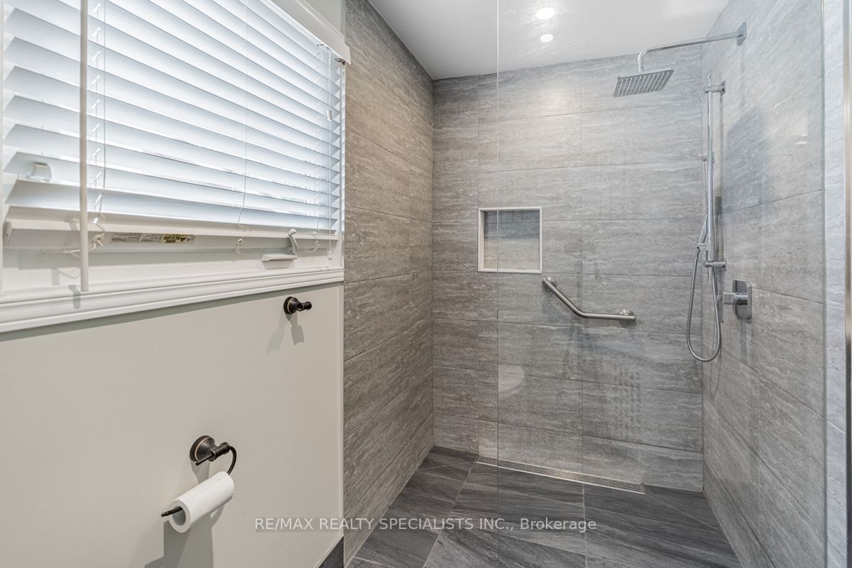 2278 Middlesmoor Cres