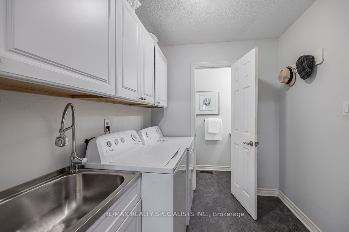 2278 Middlesmoor Cres