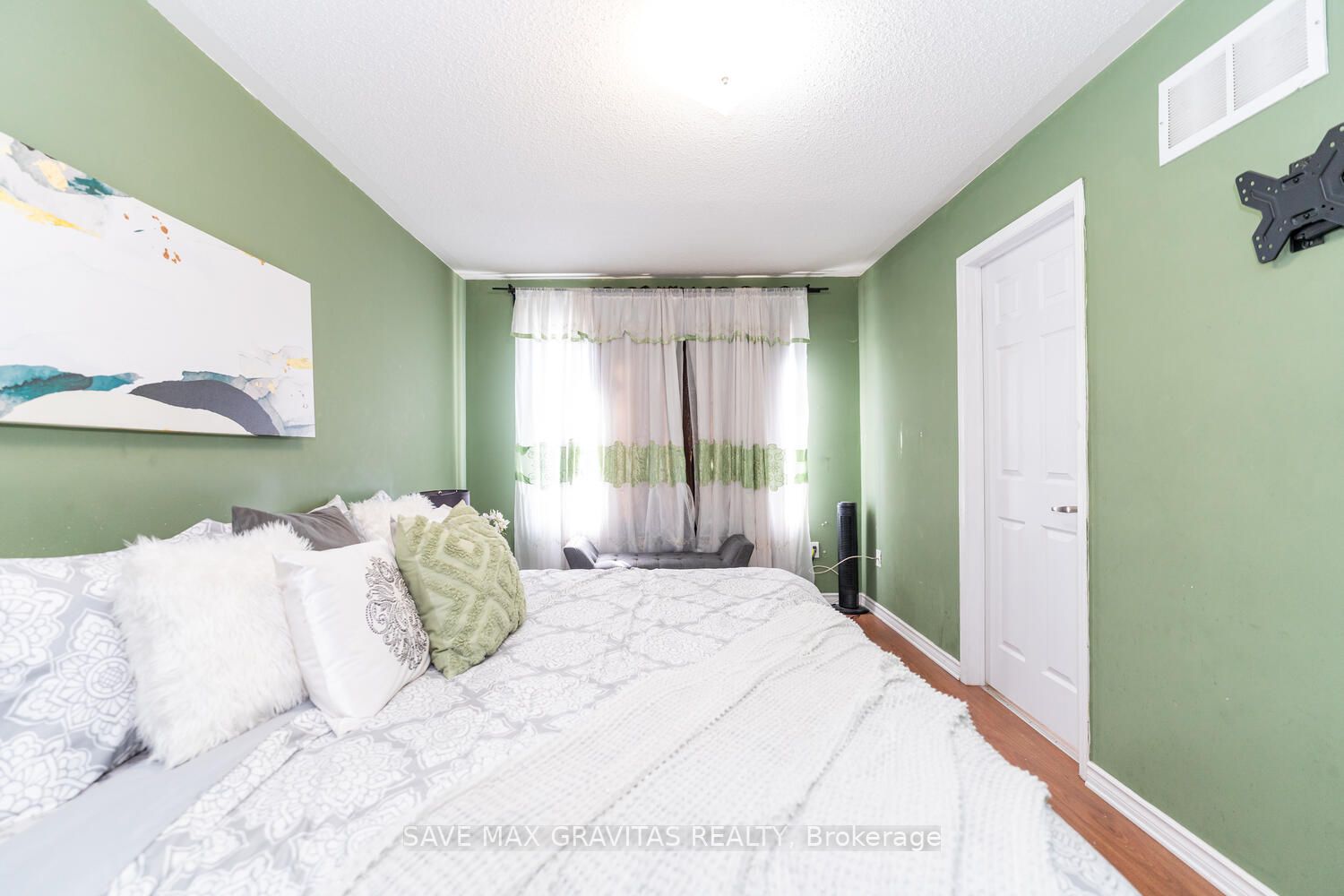 5 Cherryplum Way