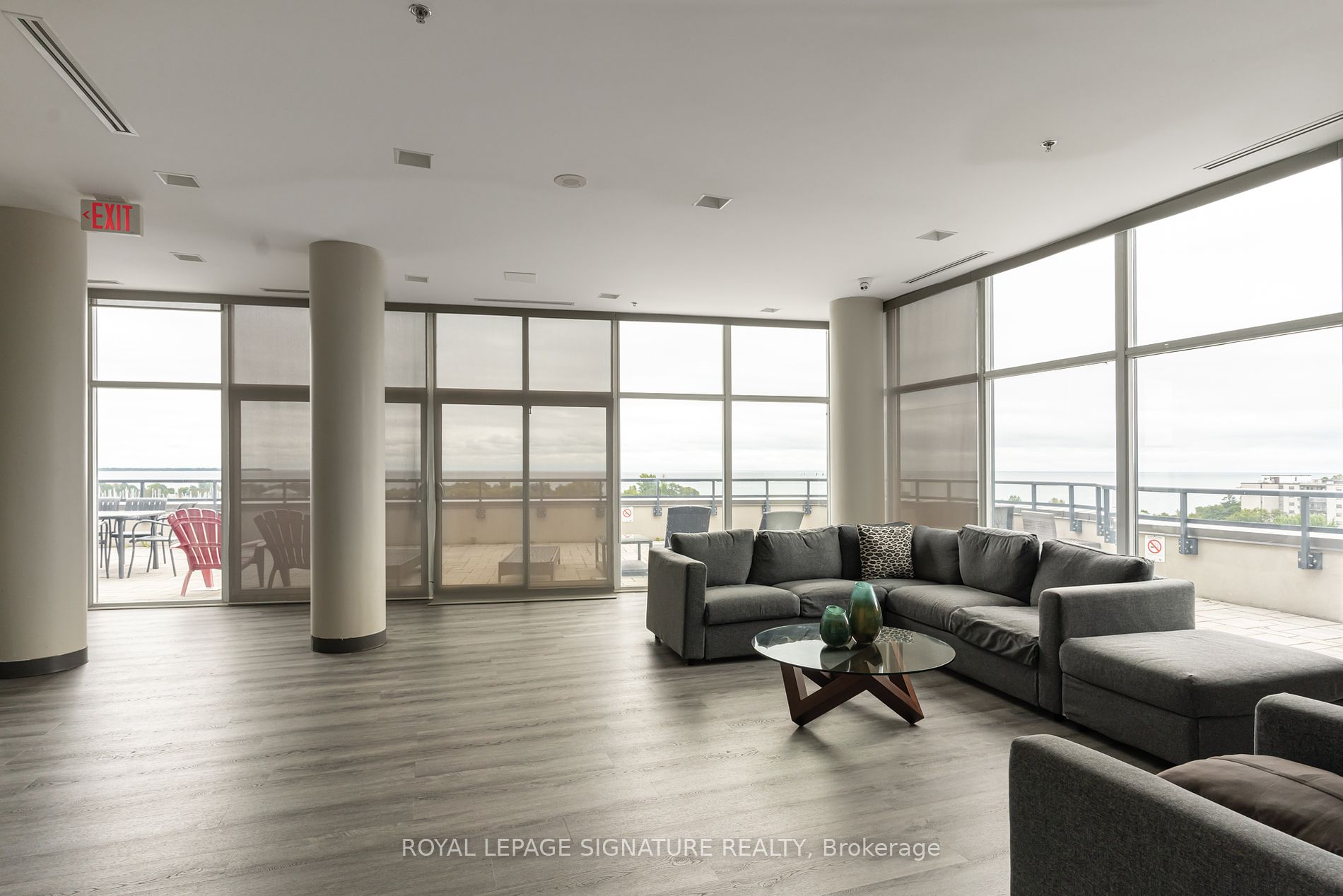 11 Superior Avenue, #504