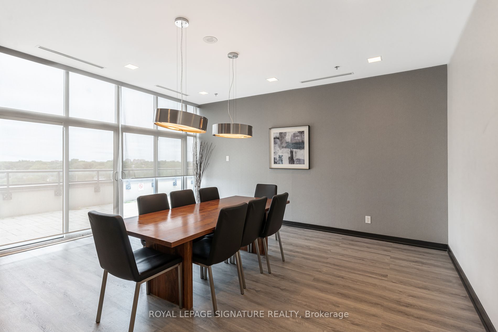11 Superior Avenue, #504