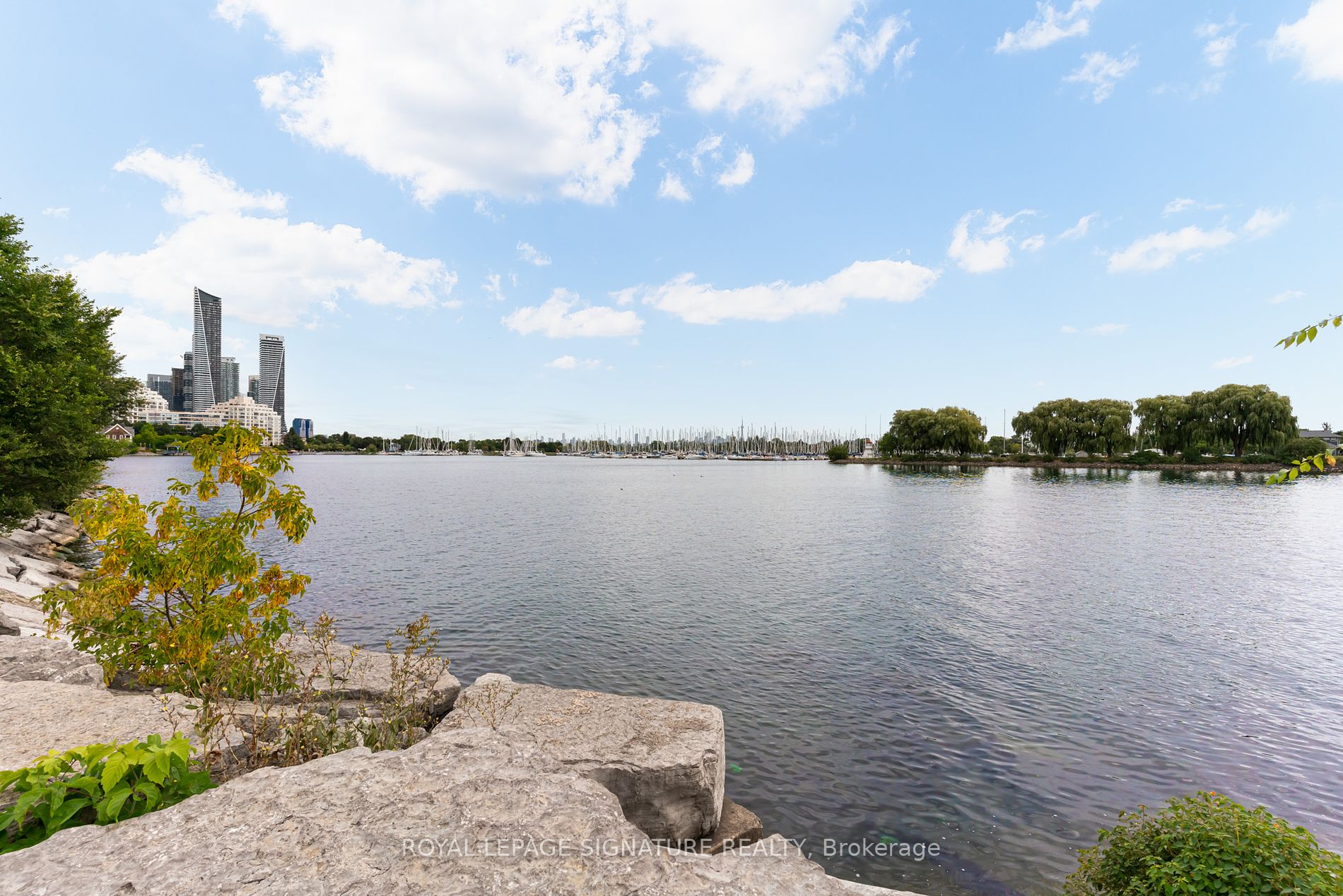11 Superior Avenue, #504