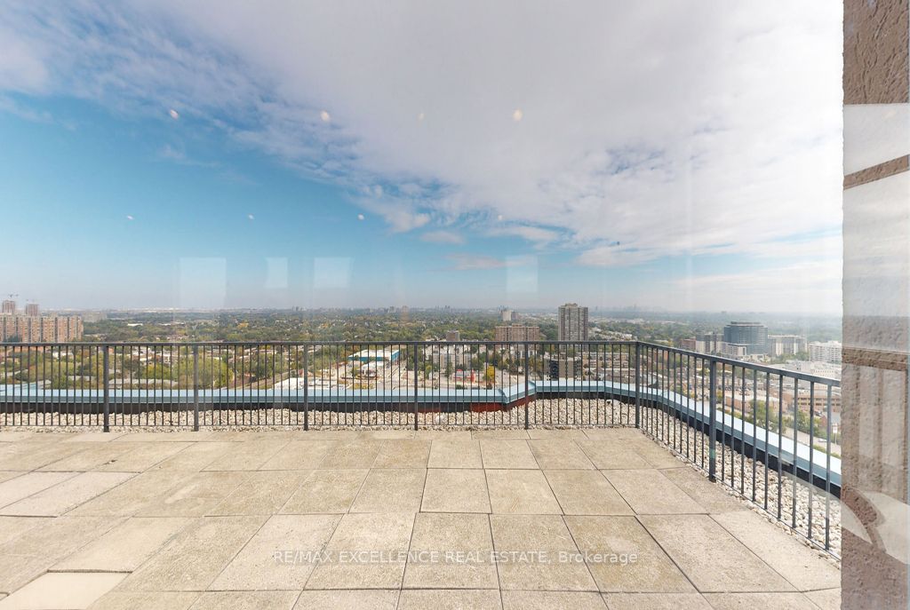 115 Hillcrest Ave E, #1913