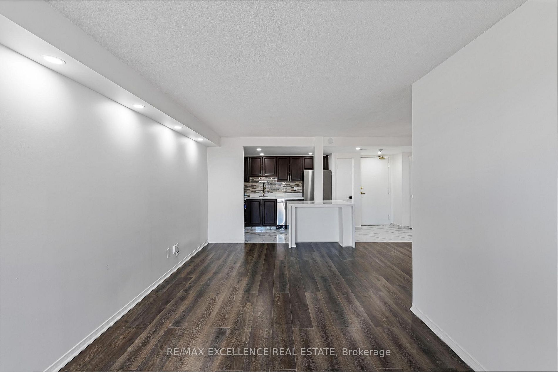115 Hillcrest Ave E, #1913