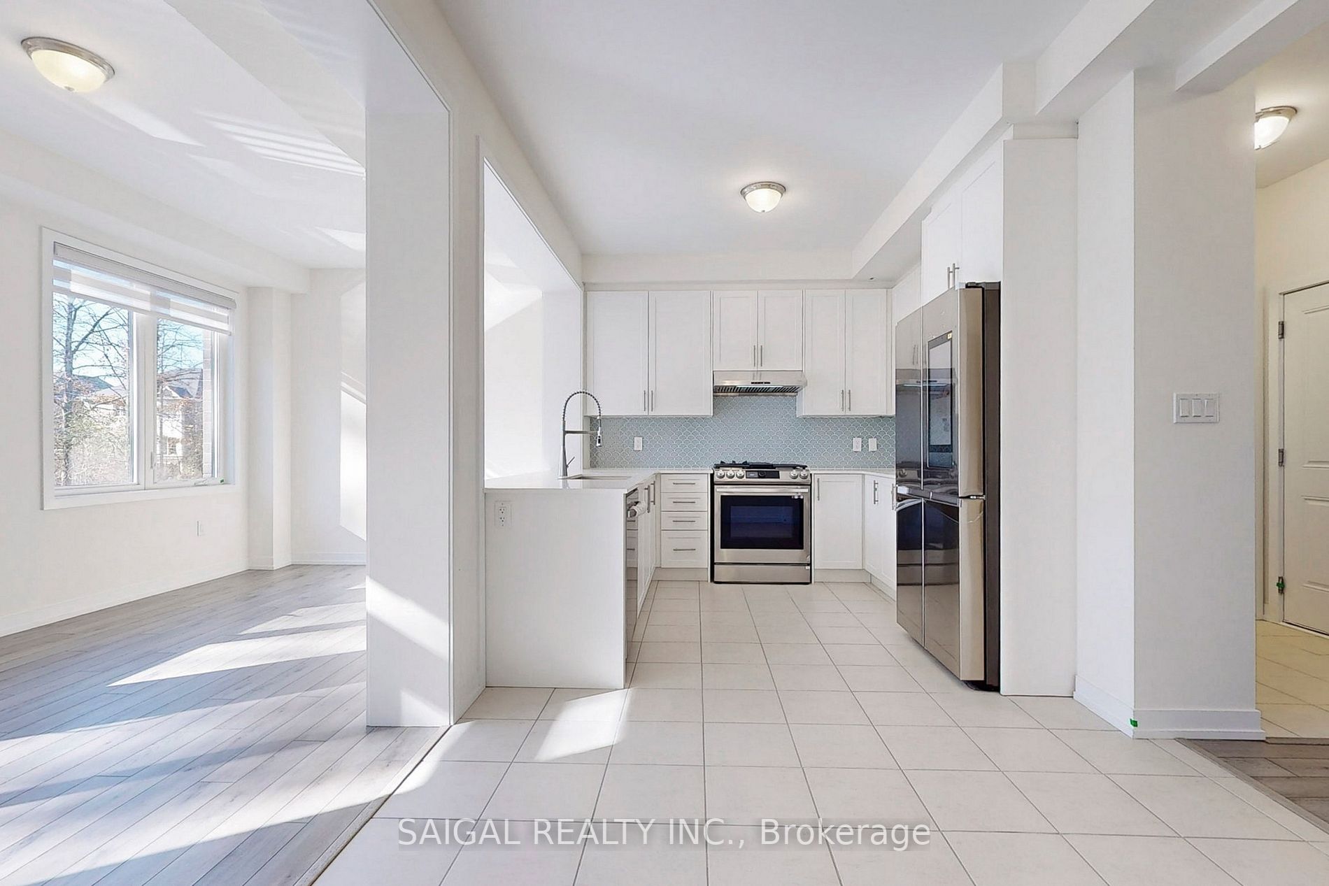 1432 Rose Way