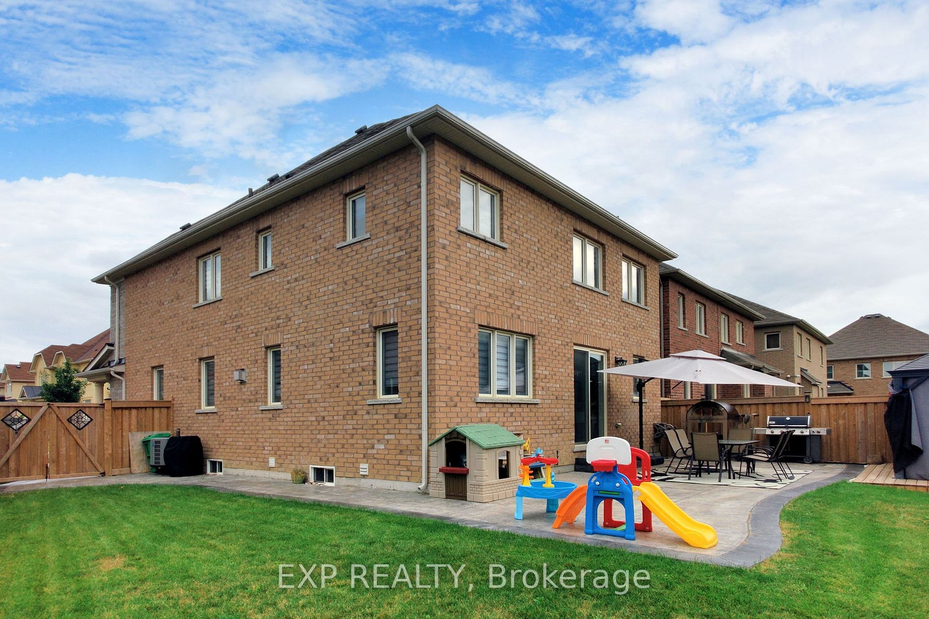 8 Villadowns Tr