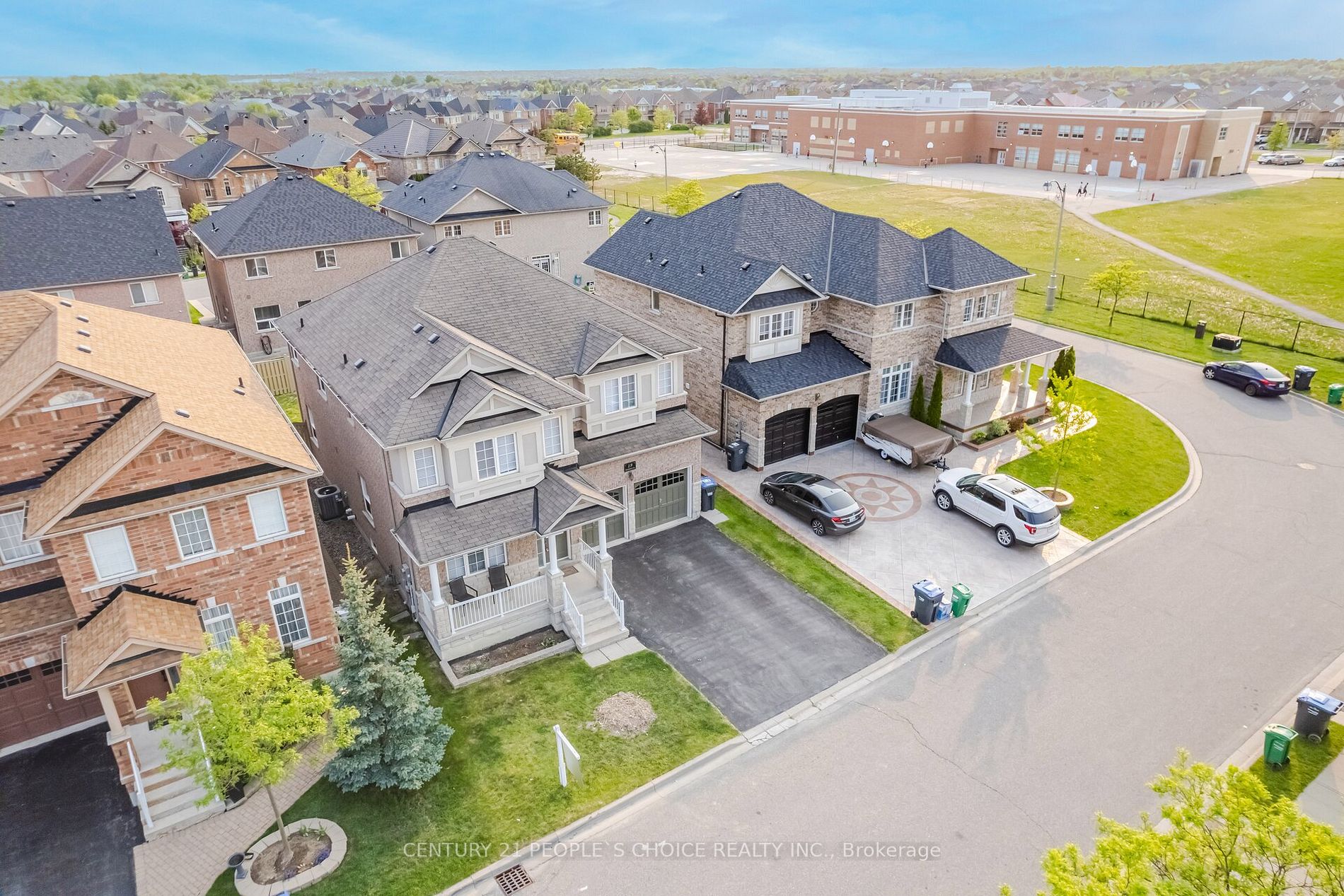 19 Dovehaven Cres
