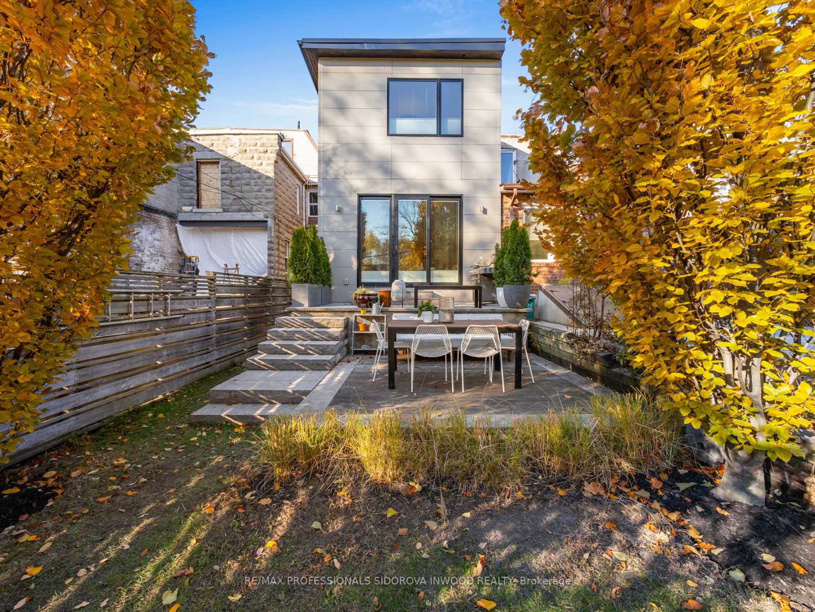 53 Humberside Ave
