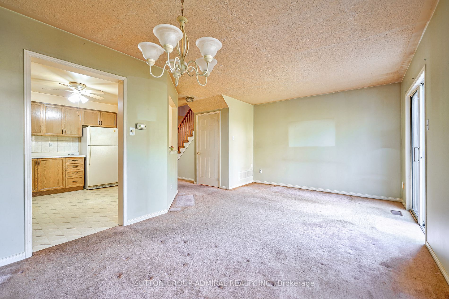 83 Wickstead Crt, #44