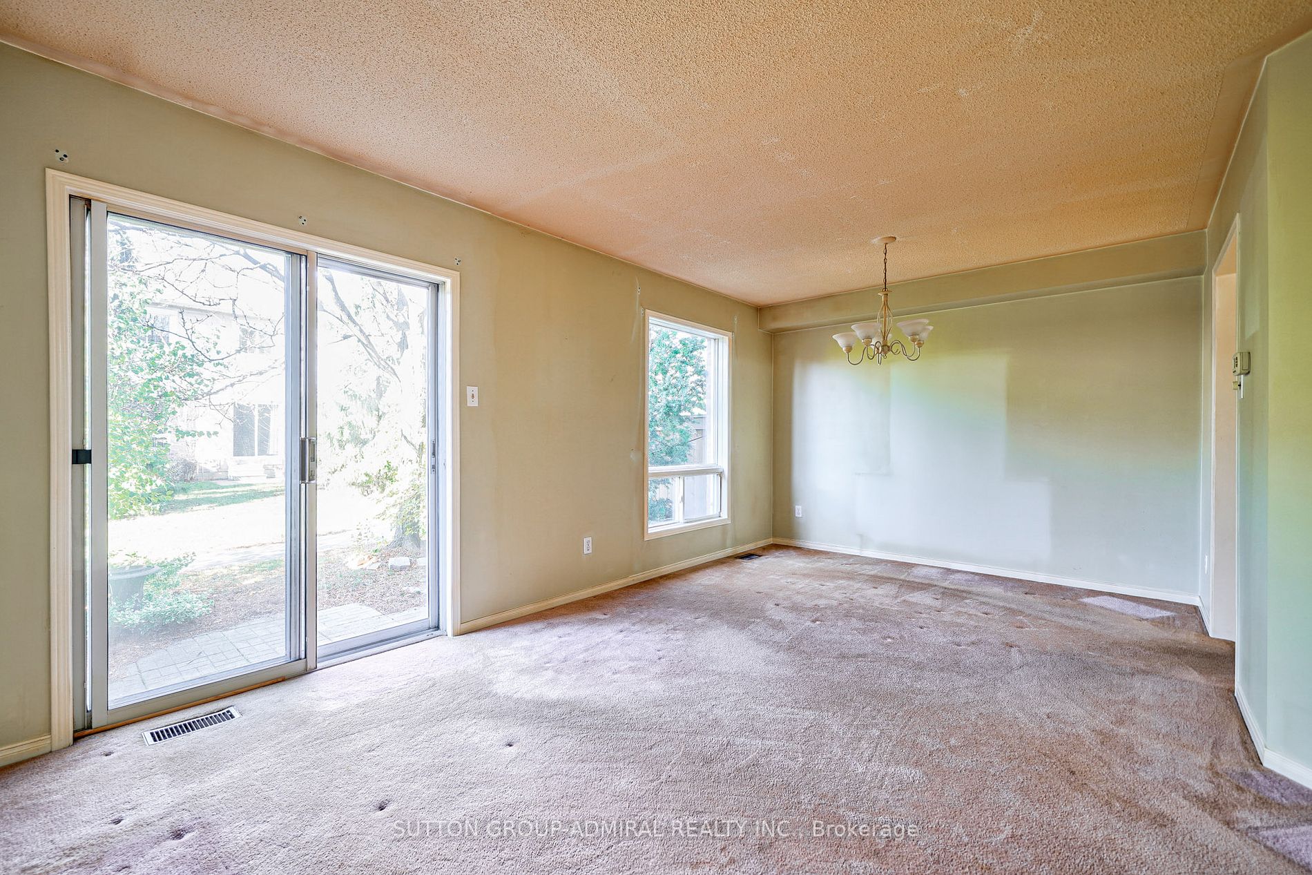 83 Wickstead Crt, #44