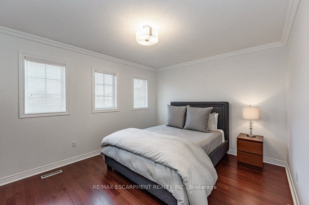 1417 Bancroft Dr