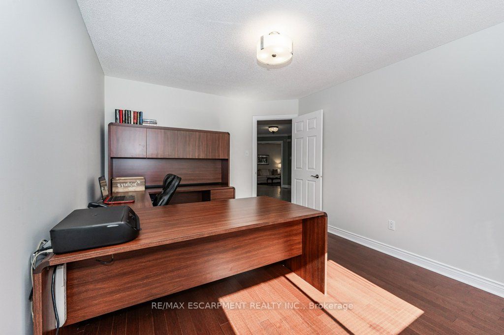 1417 Bancroft Dr