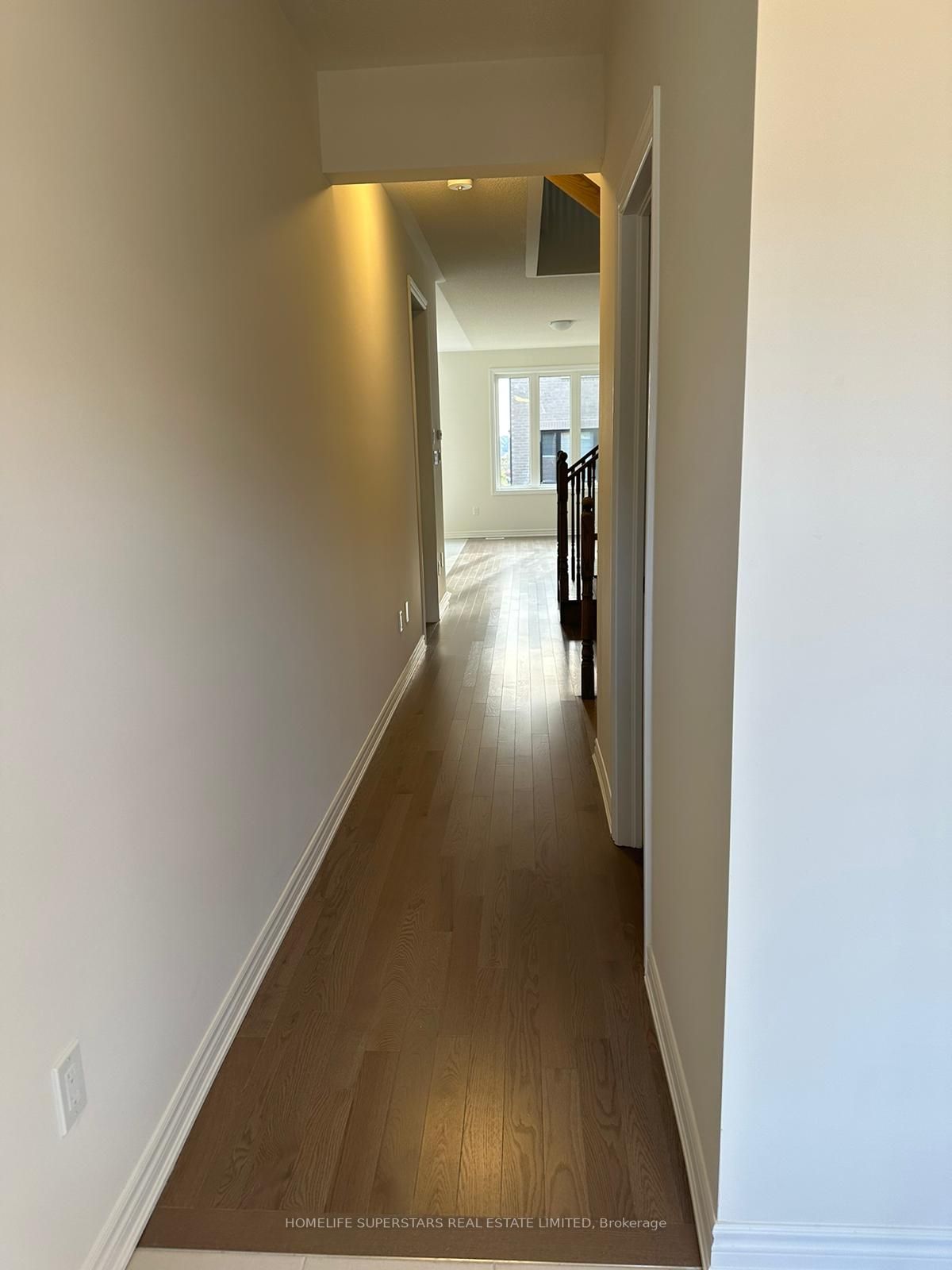 25 Moorhart Cres