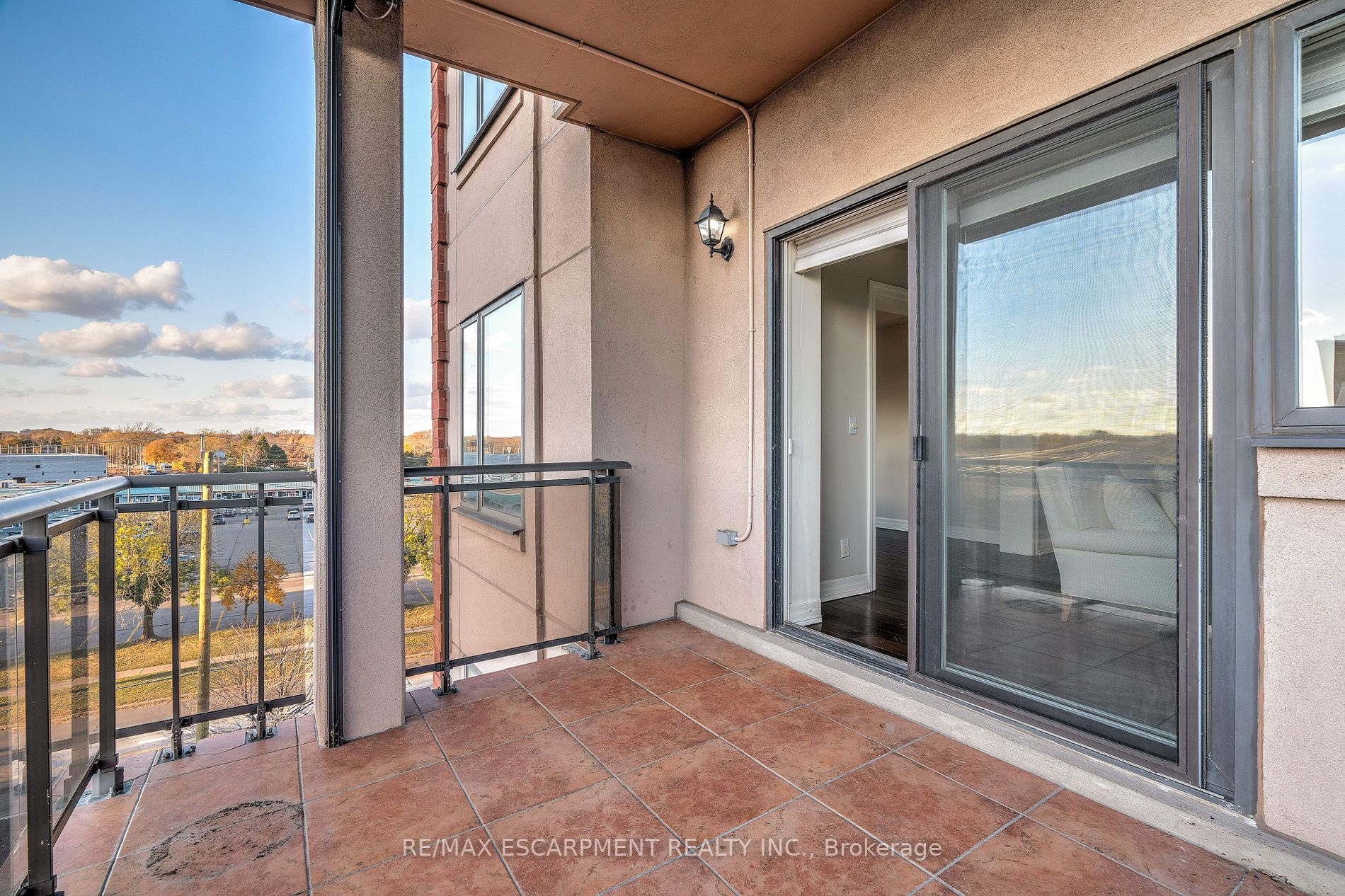 5340 Lakeshore Rd, #505