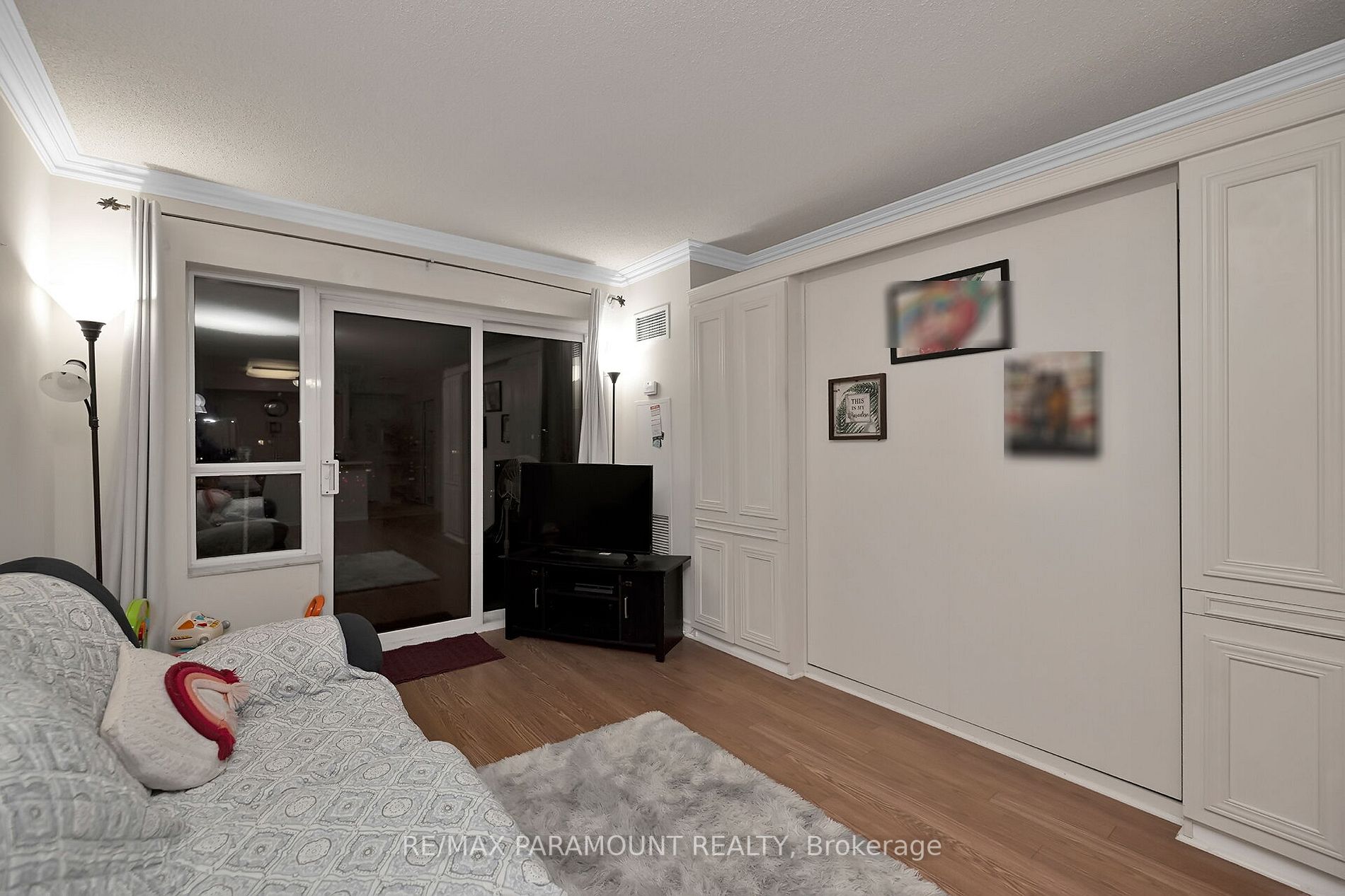 25 Kingsbridge Garden Circ, #2127
