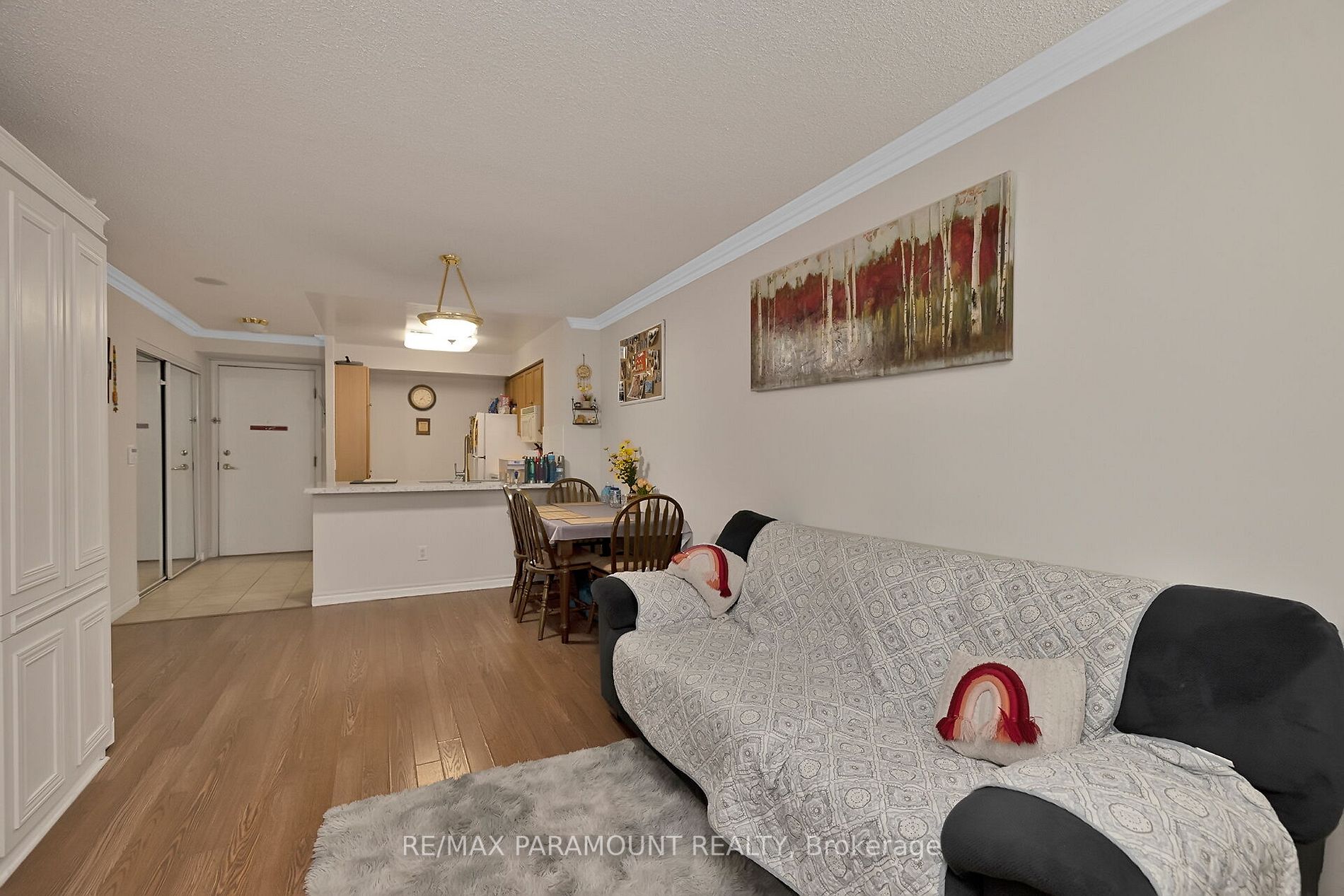 25 Kingsbridge Garden Circ, #2127