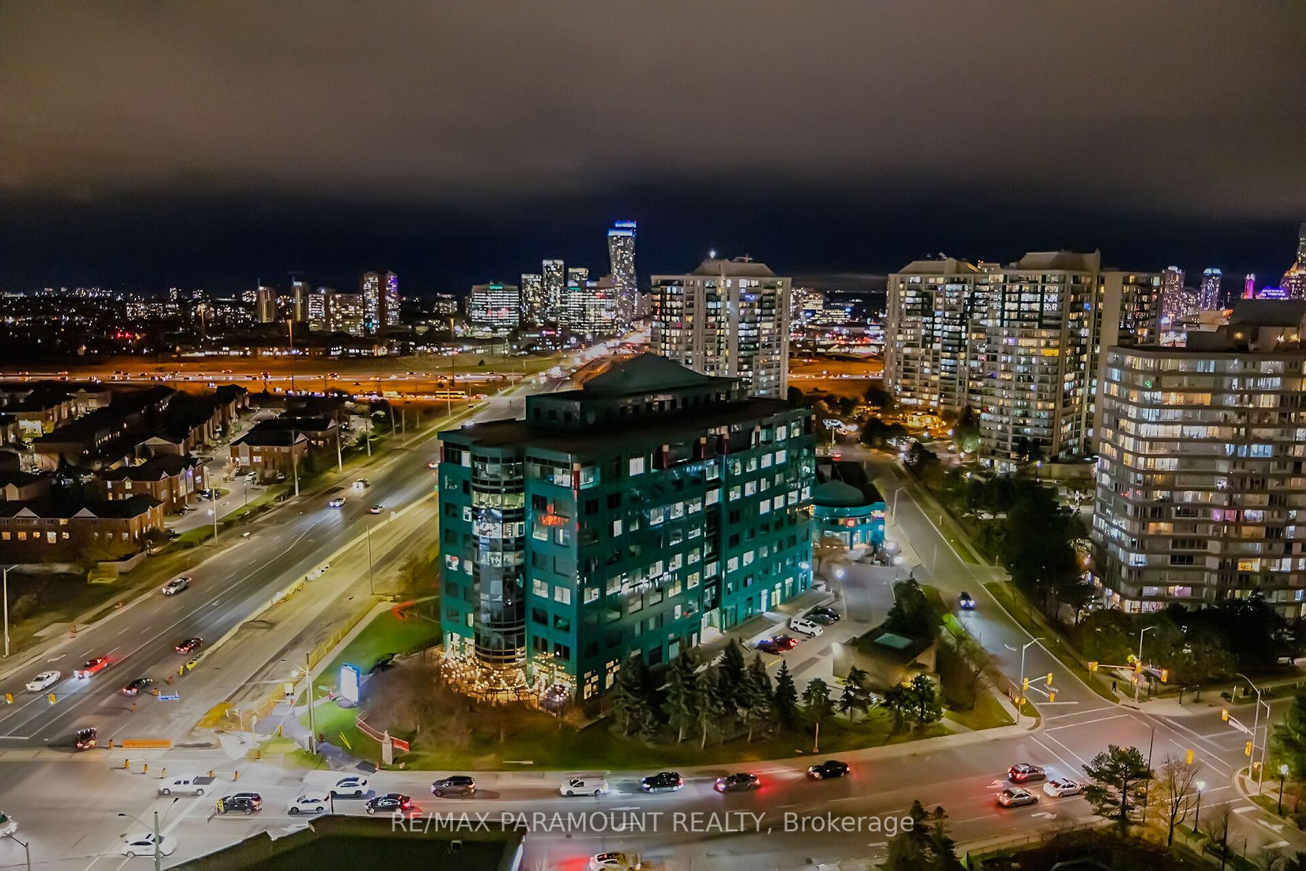 25 Kingsbridge Garden Circ, #2127