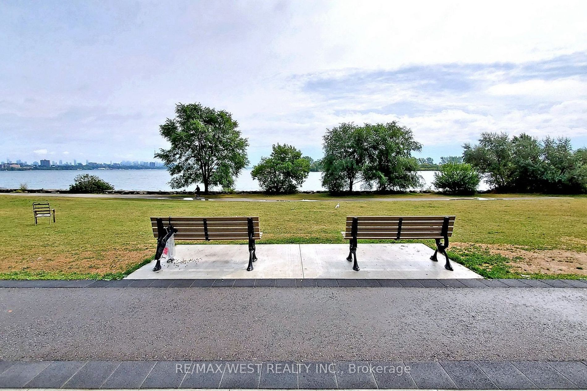 80 Marine Parade Dr, #1004