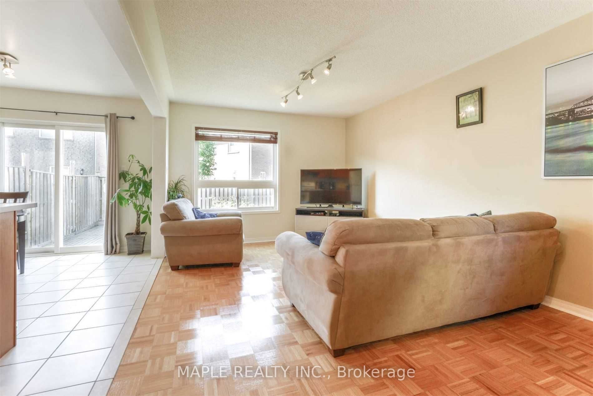 48 Trumpet Valley Blvd
