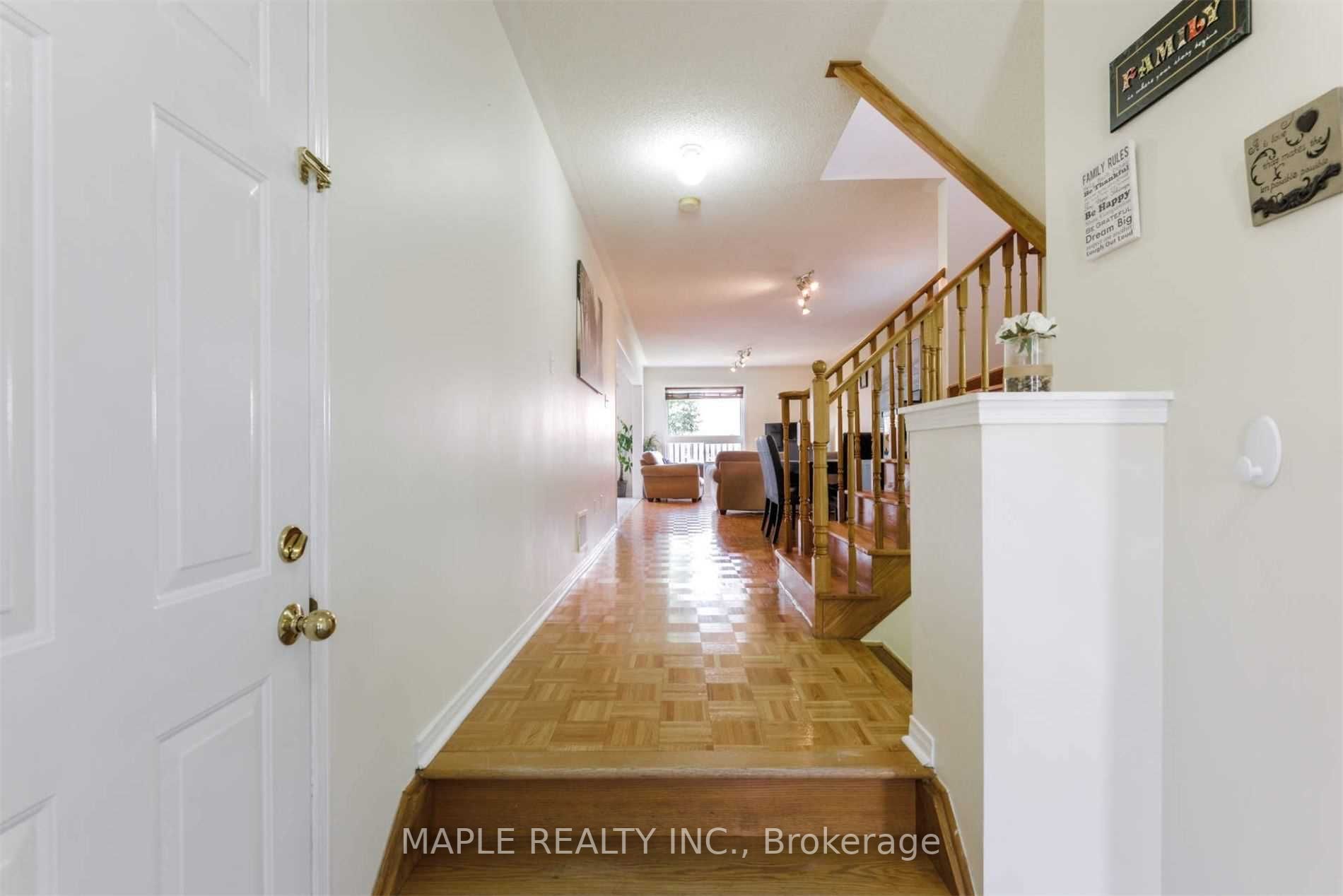 48 Trumpet Valley Blvd