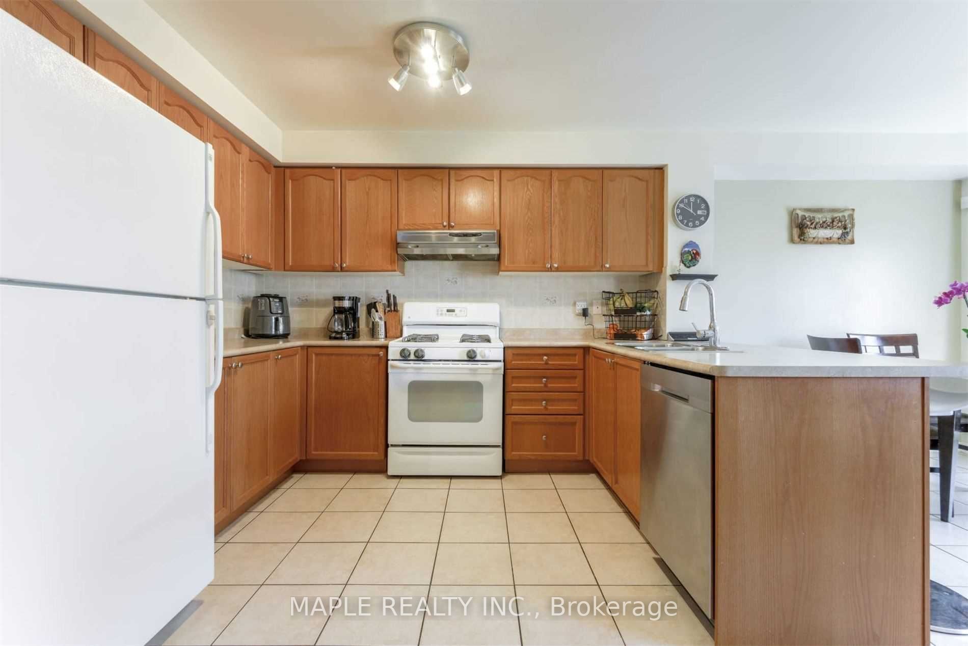 48 Trumpet Valley Blvd