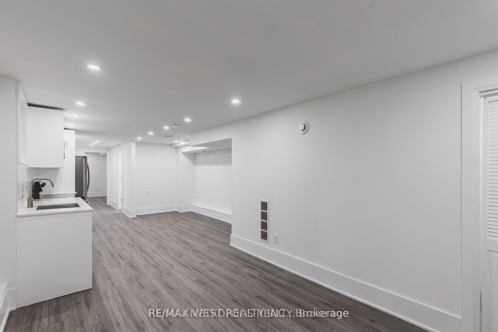 210 Fern Ave, #Bsmt