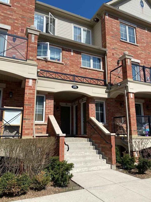 2508 Post Rd, #18