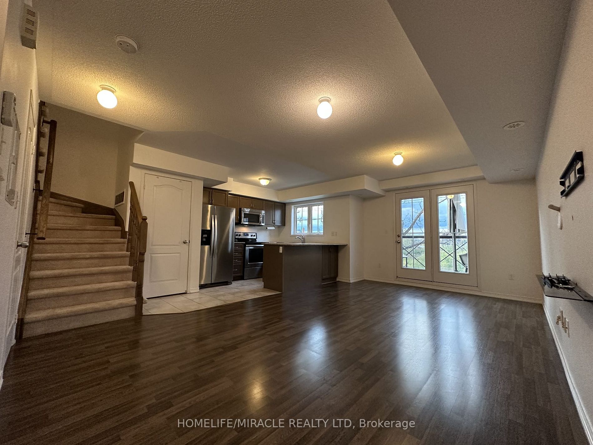 2508 Post Rd, #18