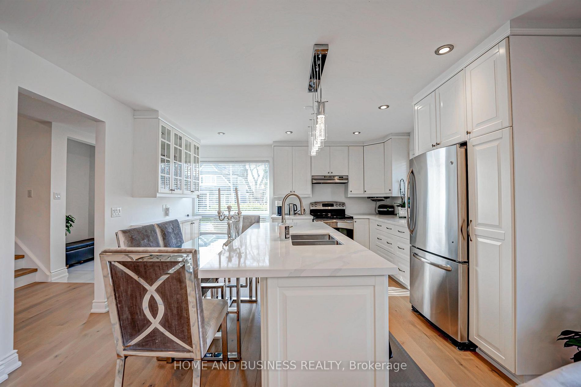 1354 Pinegrove Rd