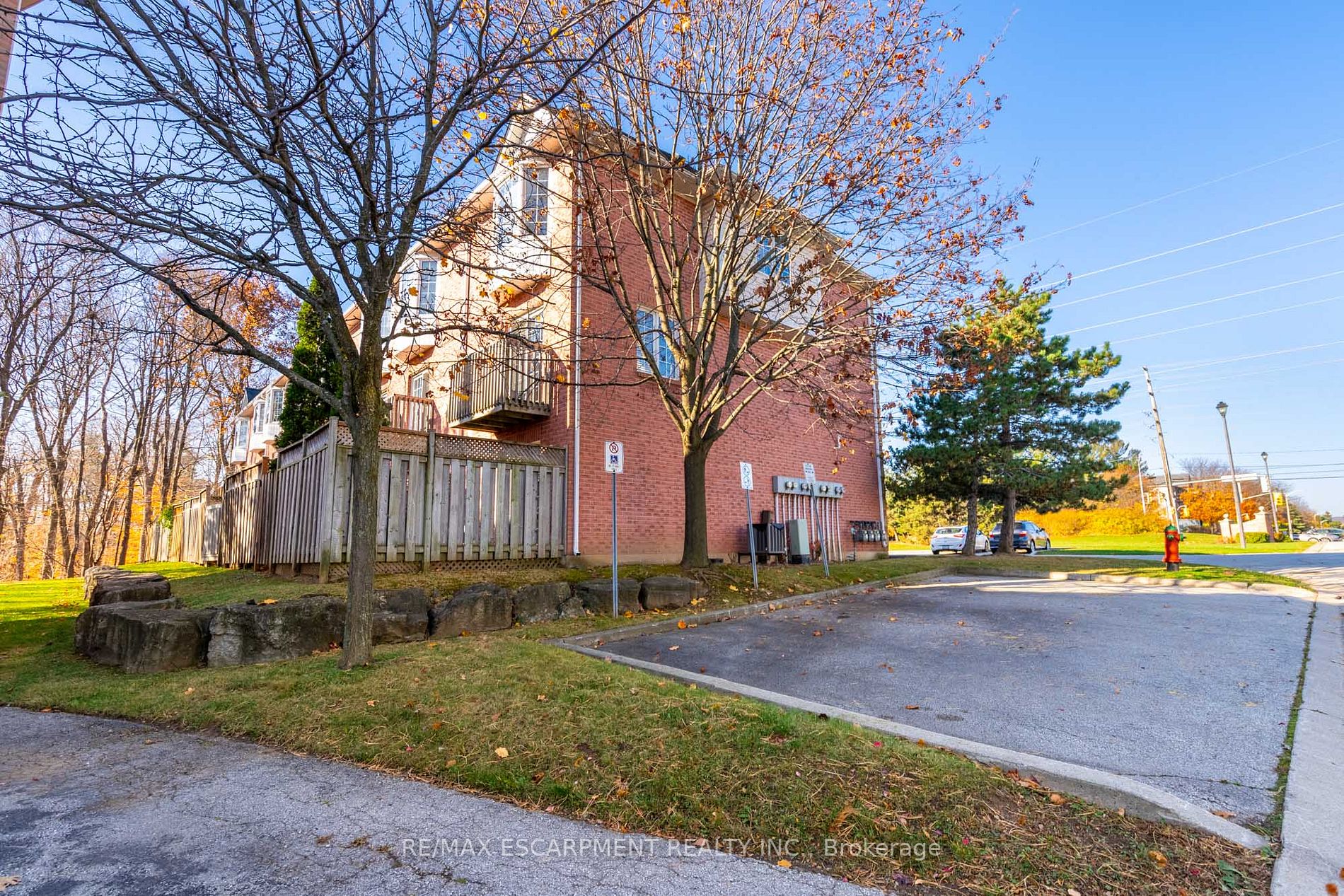 3480 Upper Middle Rd, #44