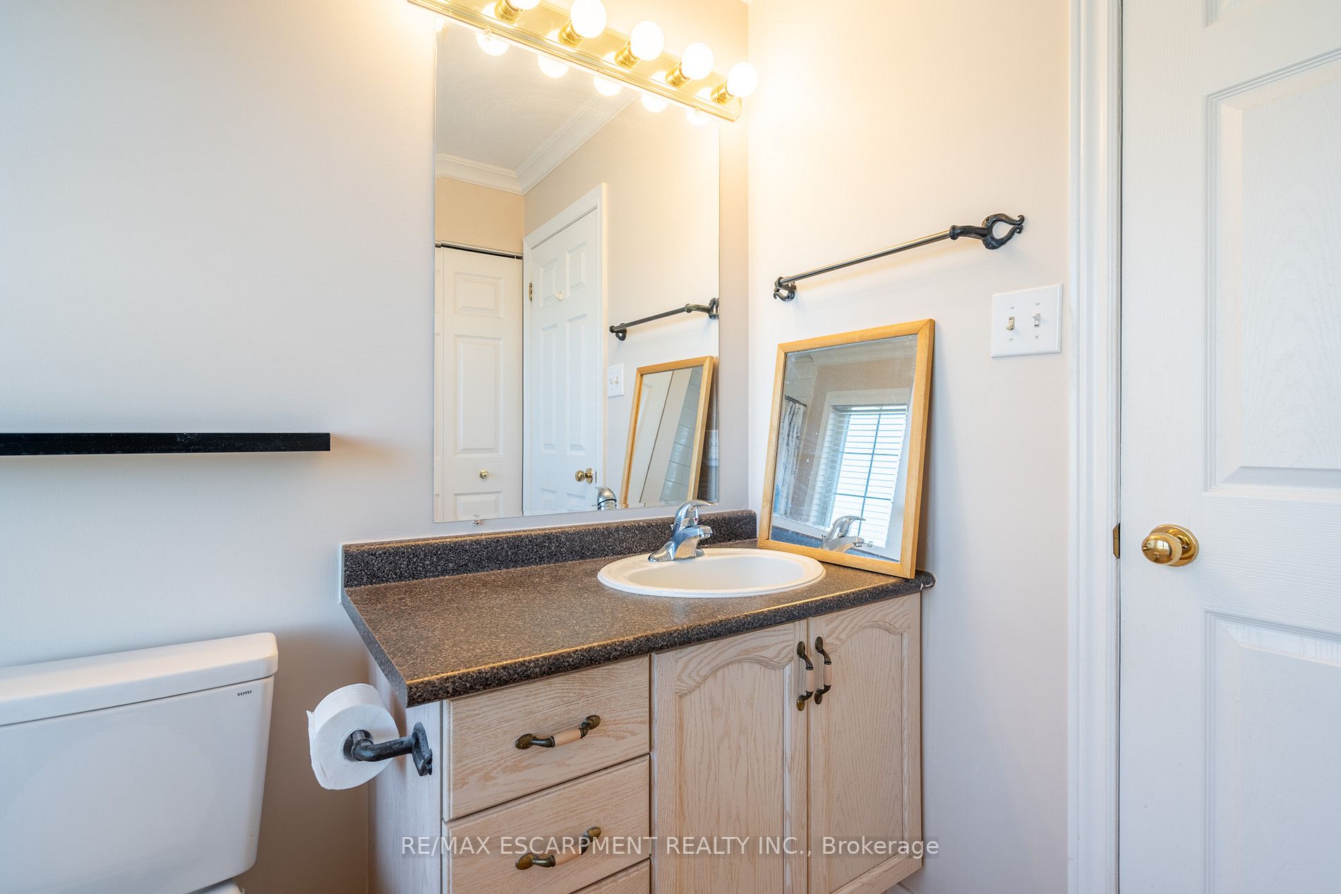 3480 Upper Middle Rd, #44