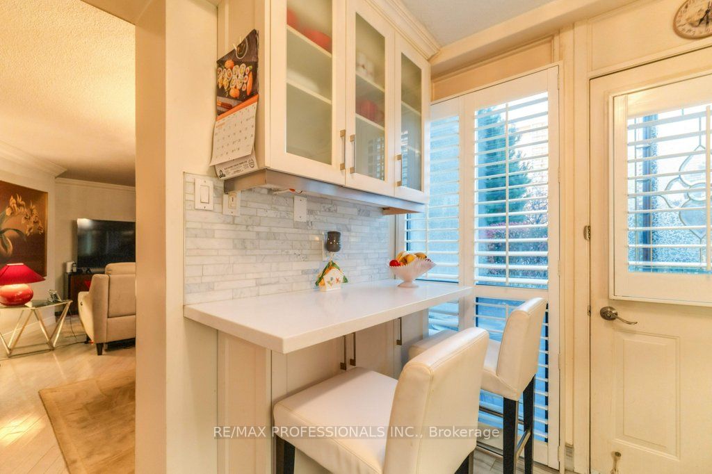 296 Mill Rd, #G9