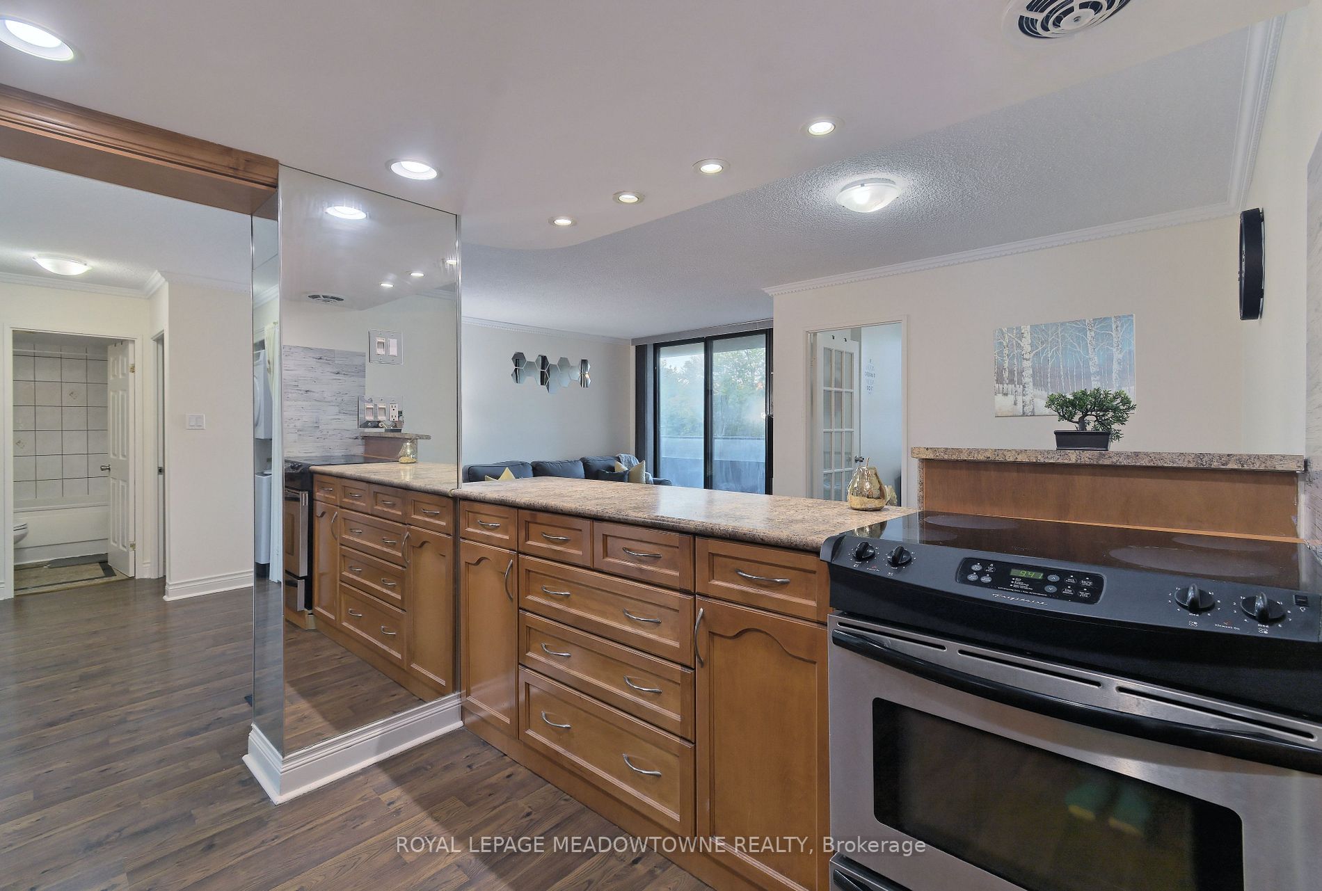 2929 Aquitaine Ave, #316