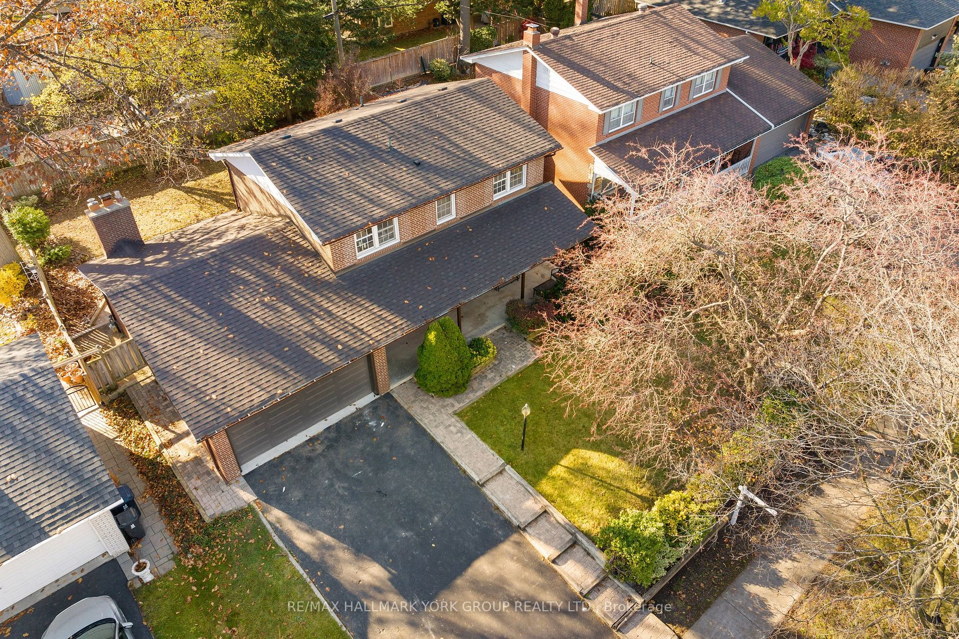 242 Mill Rd