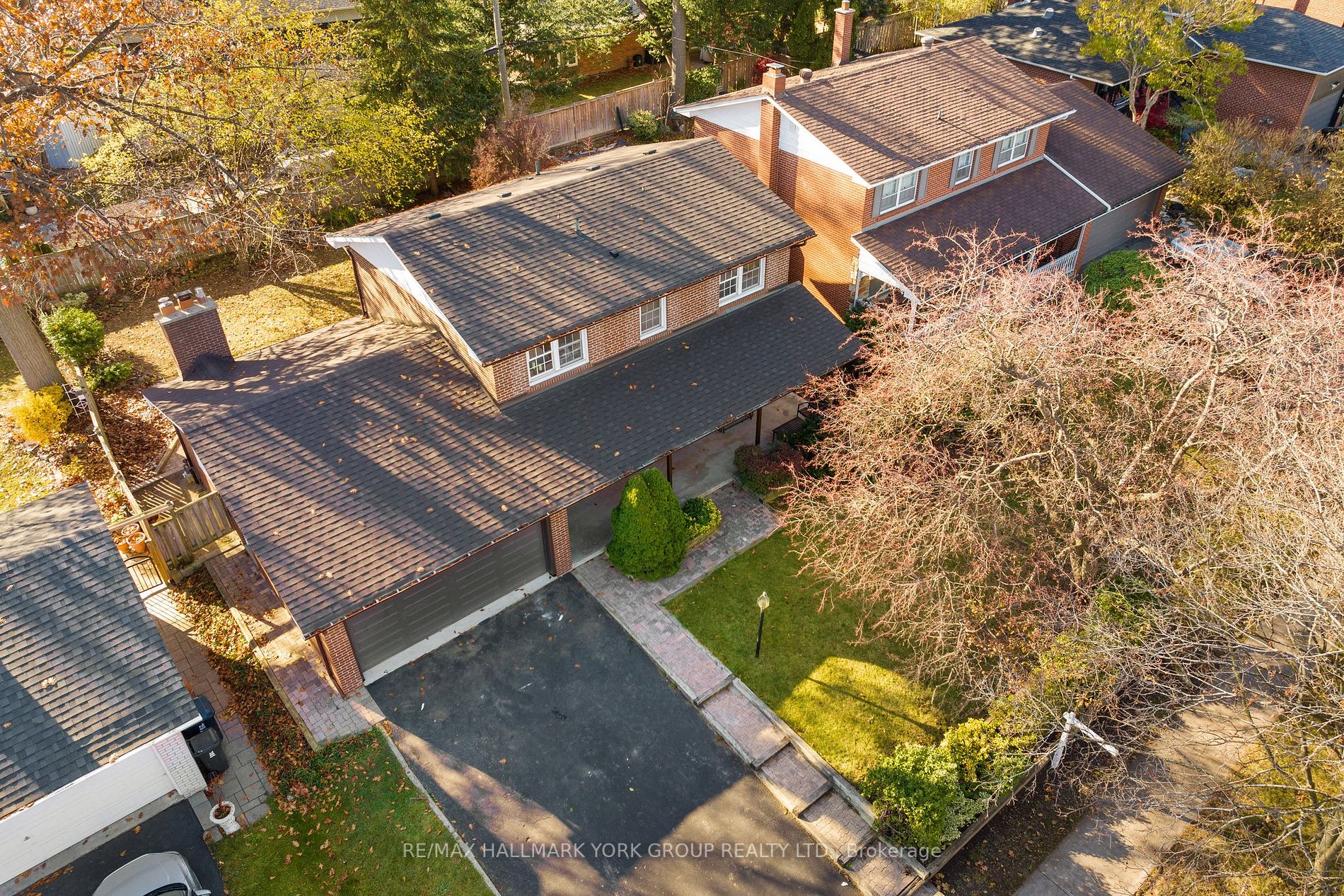242 Mill Rd