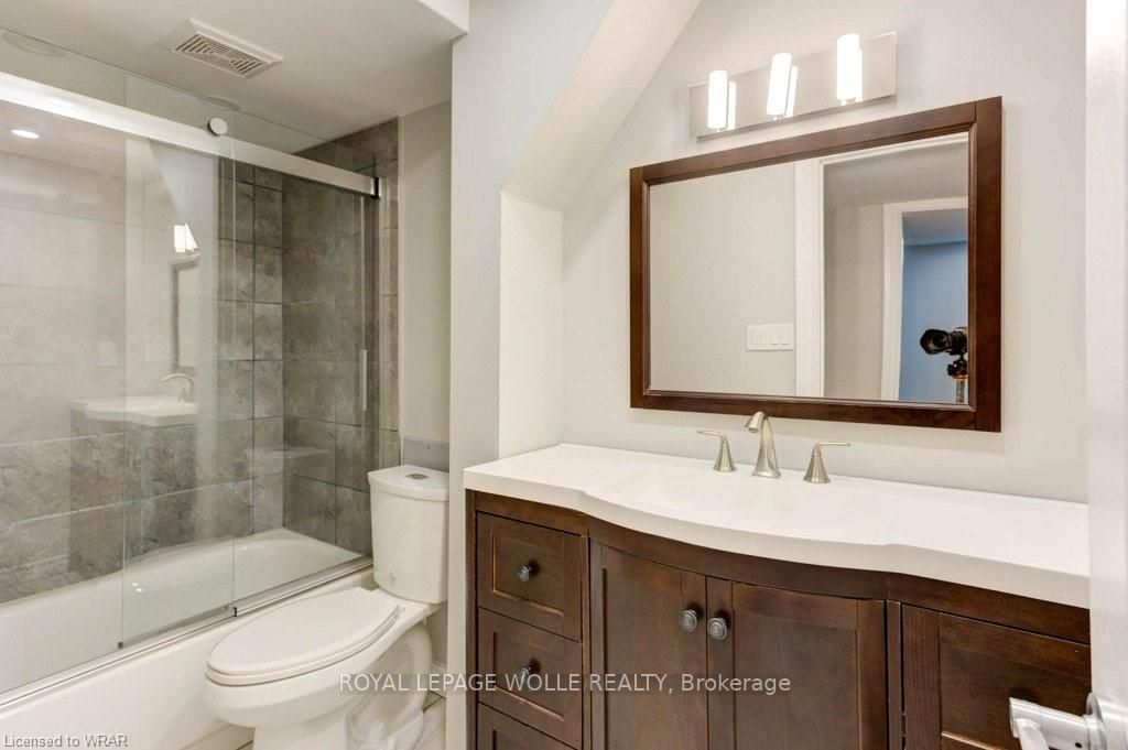 19 Secord Cres