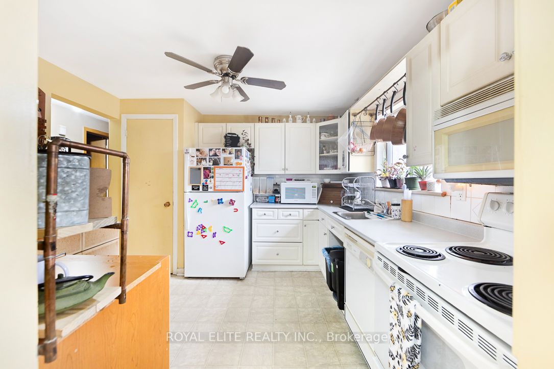 25 Haggert Ave S