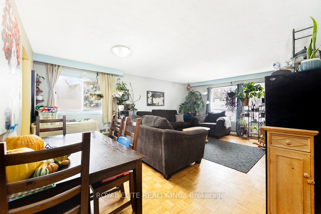 25 Haggert Avenue S