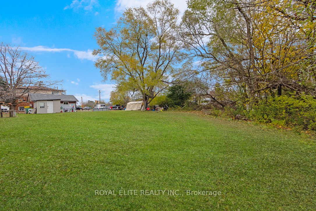 25 Haggert Avenue S