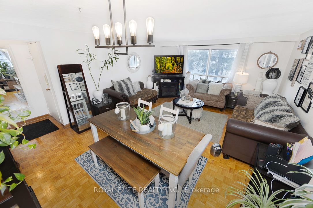 25 Haggert Ave S
