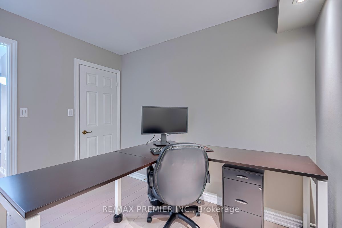 2085 Appleby Line, #205