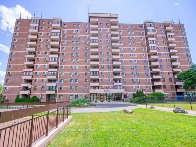 1615 Bloor St, #305