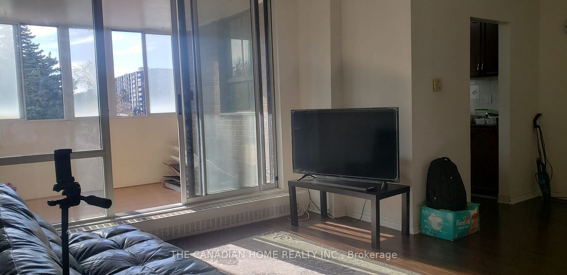 1615 Bloor St, #305