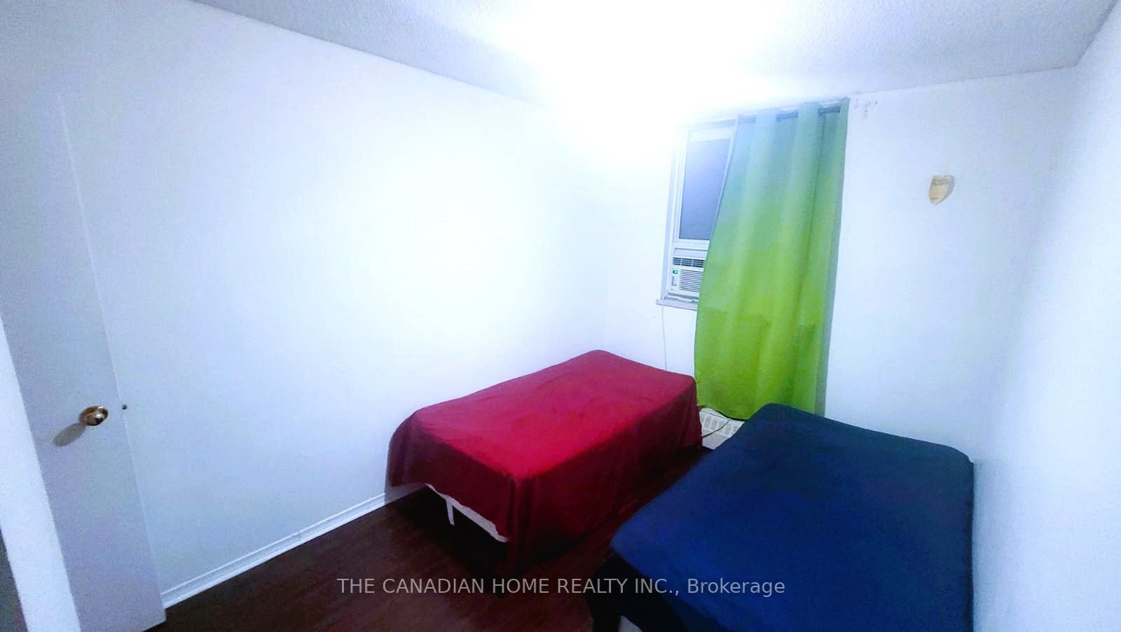 1615 Bloor St, #305