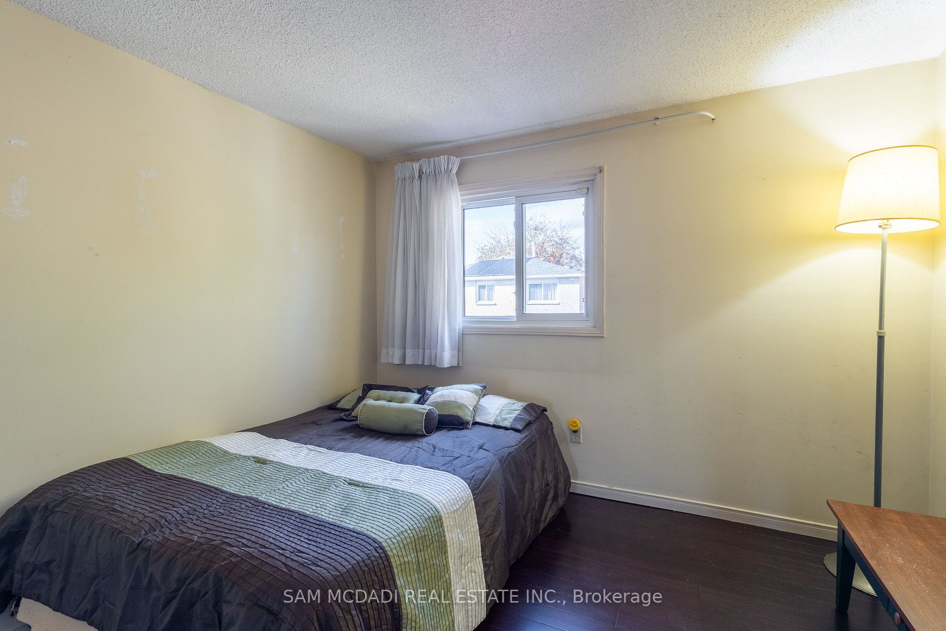60 La France Rd S