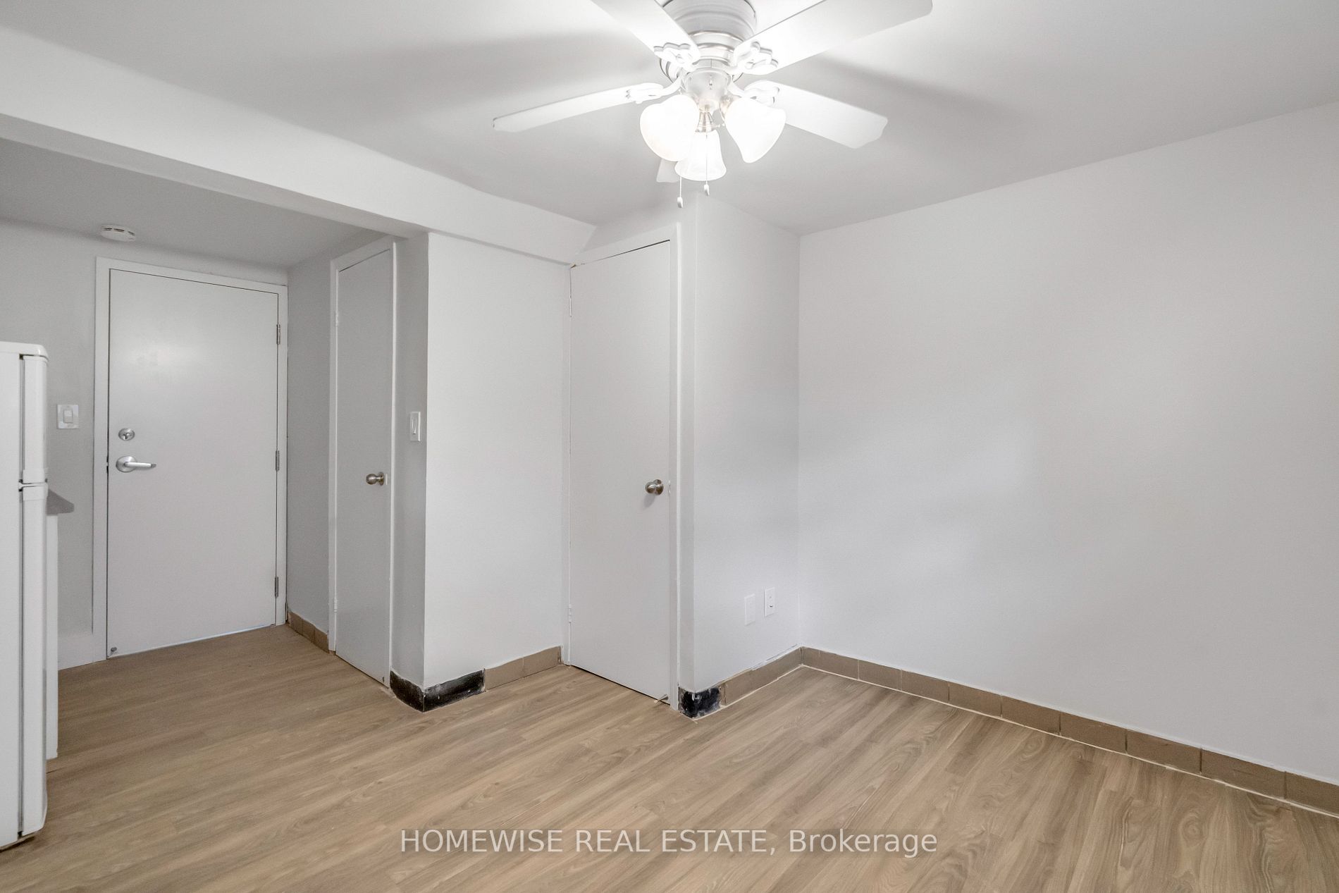 180 Dowling Ave, #12