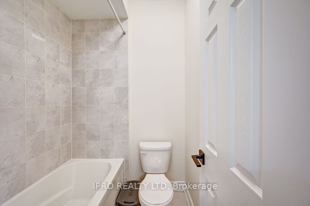 160 Upper Canada Crt