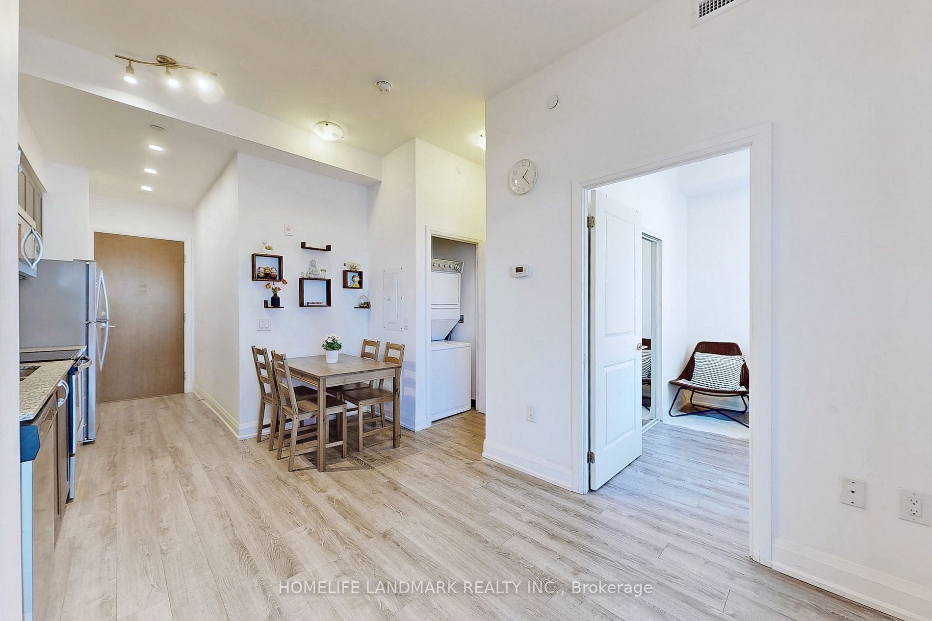 2800 Keele St, #222