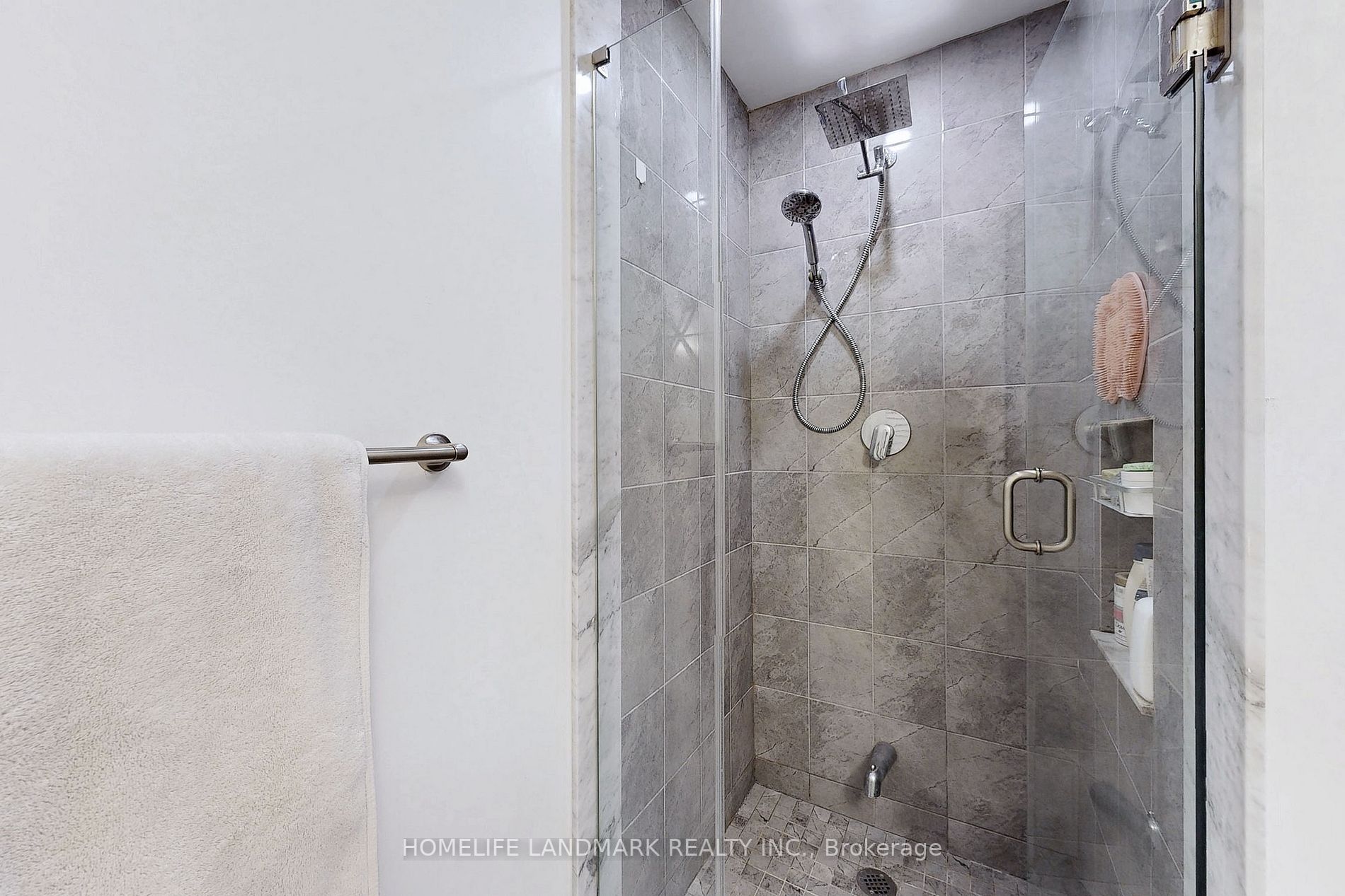 2800 Keele St, #222
